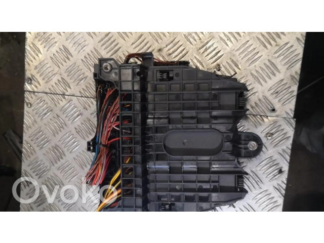   Pojistková skříňka a1695454332   Mercedes-Benz B W245 2007