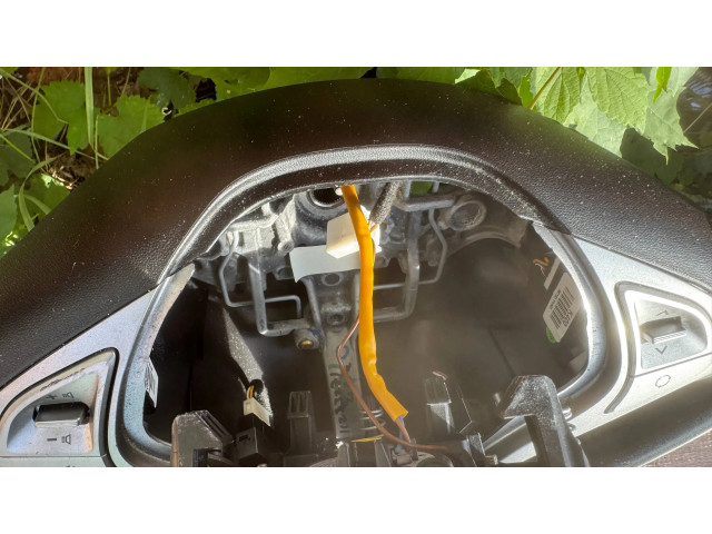 Руль Hyundai ix20         