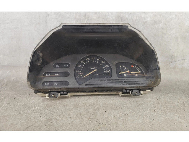 Zpětné zrcátko  Peugeot 504 1993  89FB10848AC, 22692KM  