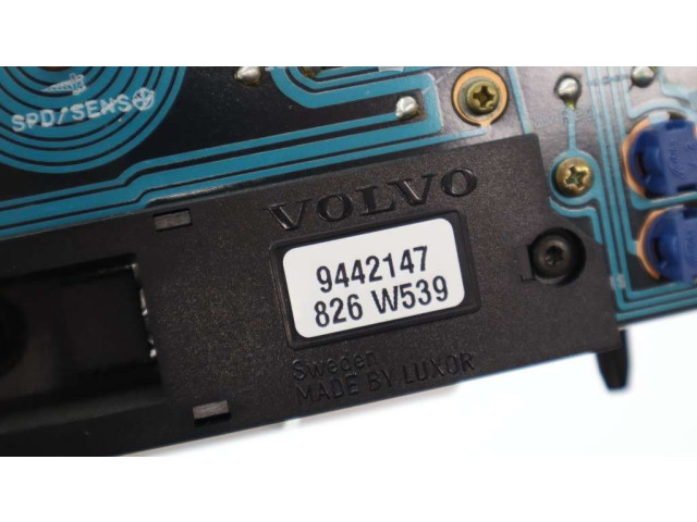 Přístrojová deska  Volvo 850 1996 9442147  