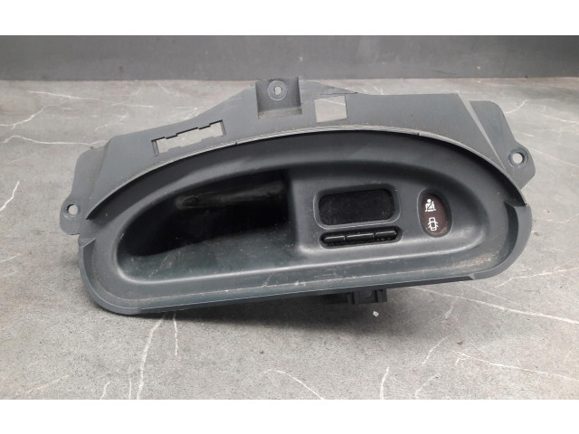 Дисплей    7700840351   Renault Scenic I