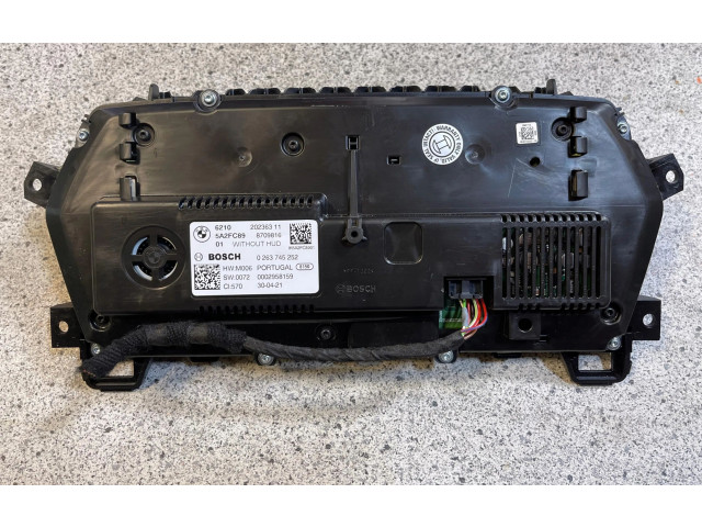 Přístrojová deska  BMW 1 F40 2022 5A2FC89  