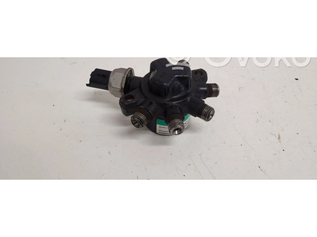 Vstřikovací lišta 8200584034, H8200334367   Renault Kangoo I     