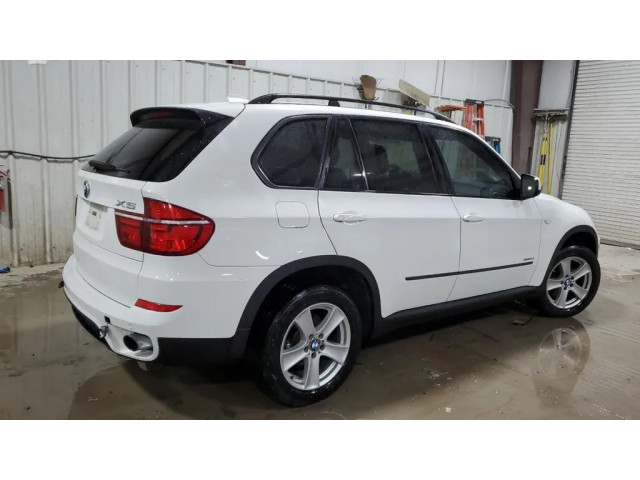 Нижняя решётка (из трех частей) BMW X5M E70 2010-2013 года 7222860      