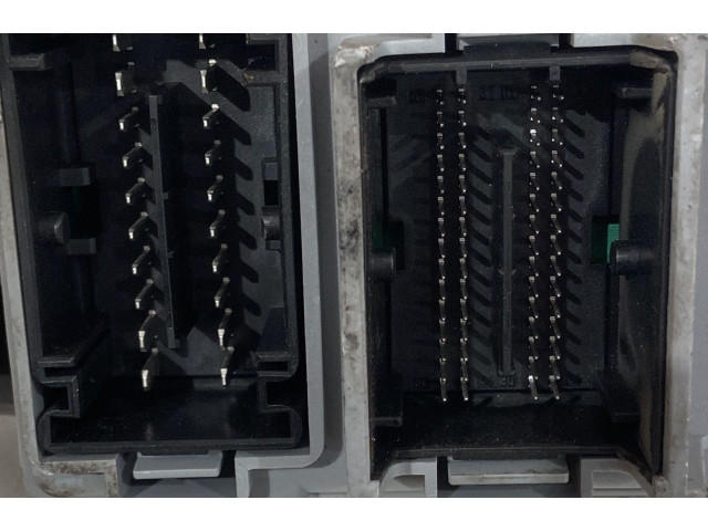 Блок предохранителей 00518690940, 00518690940   Fiat Grande Punto    