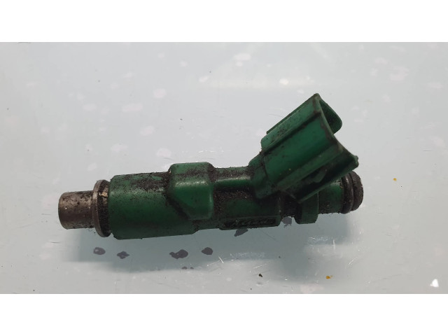 Vstřikovač 2325021020   Toyota Yaris  pro naftový motor 1.4  