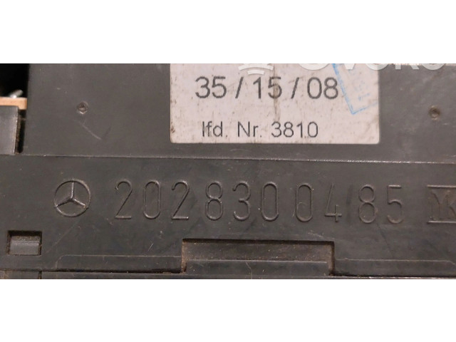 Блок управления климат-контролем 2028300485, 2028201710   Mercedes-Benz C W202