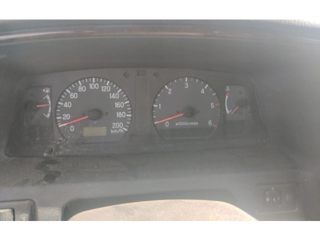 Přístrojová deska  Mitsubishi Montero 2003 MR590140  