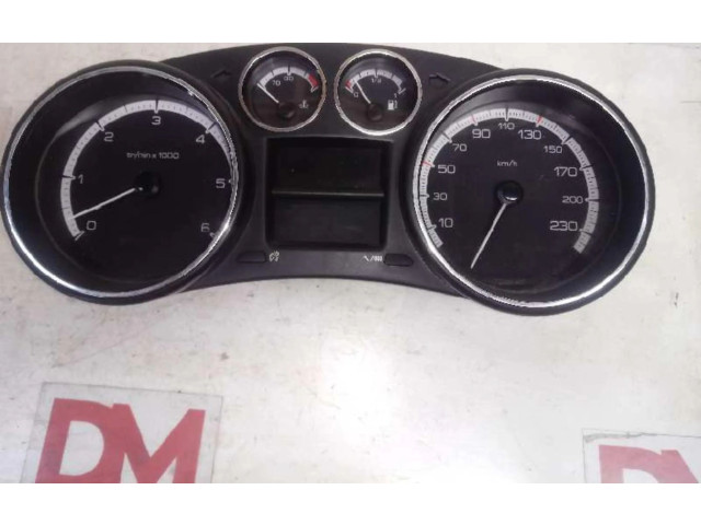 Přístrojová deska  Peugeot 308 SW   9666642180  