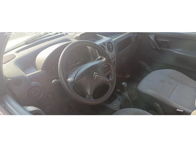 Панель приборов 00006105V7   Citroen Berlingo       