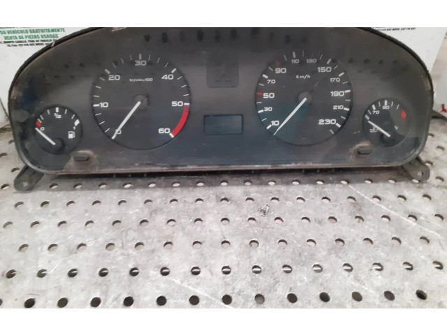Přístrojová deska  Peugeot 406  9630372780  