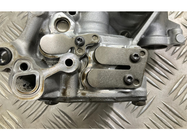 Píst 04L145305, 04L145208D   Skoda Octavia Mk3 (5E)    CLHA 