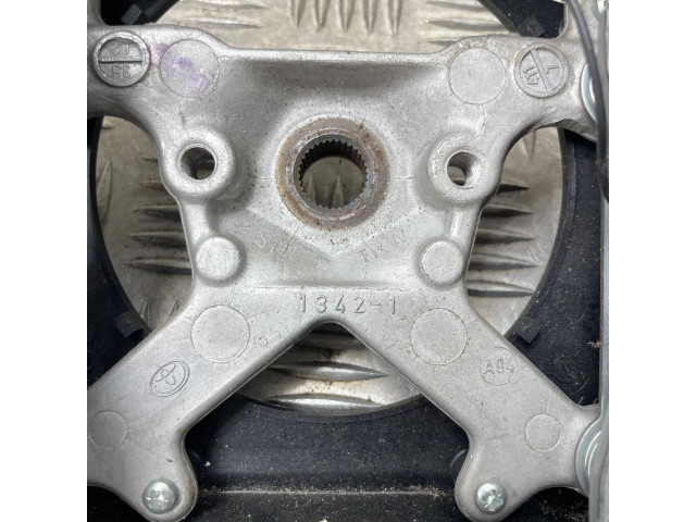 Volant Toyota Avensis T220 2002 13421  