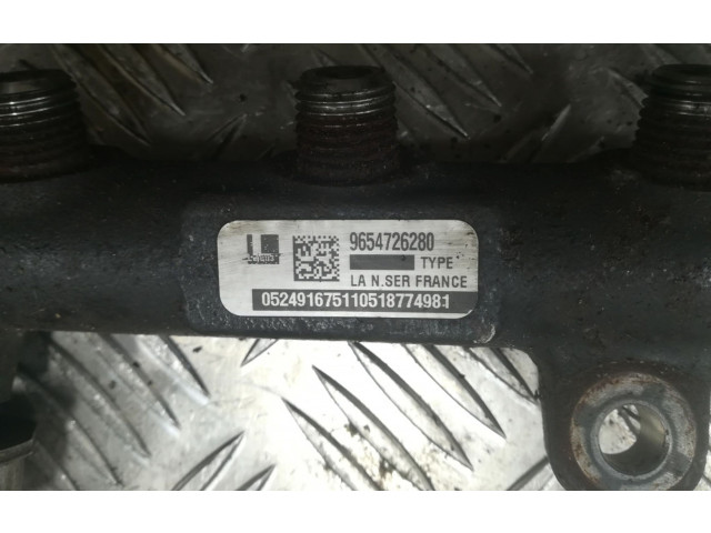 Vstřikovací lišta 9654726280   Volvo S40    D4204T 