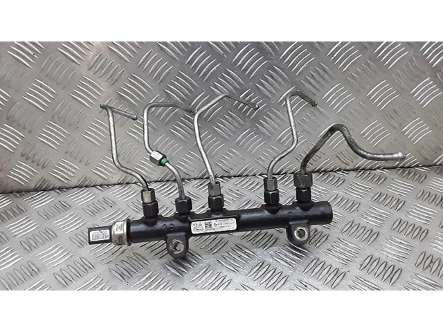 Vstřikovací lišta 968529758002   Peugeot 2008 I     