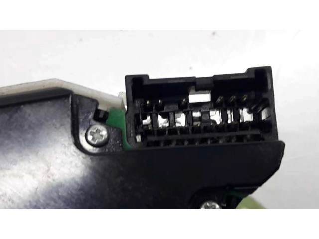 Ручка стеклоочистителей 25260EM10E, 25260-EM10E   Nissan NV200