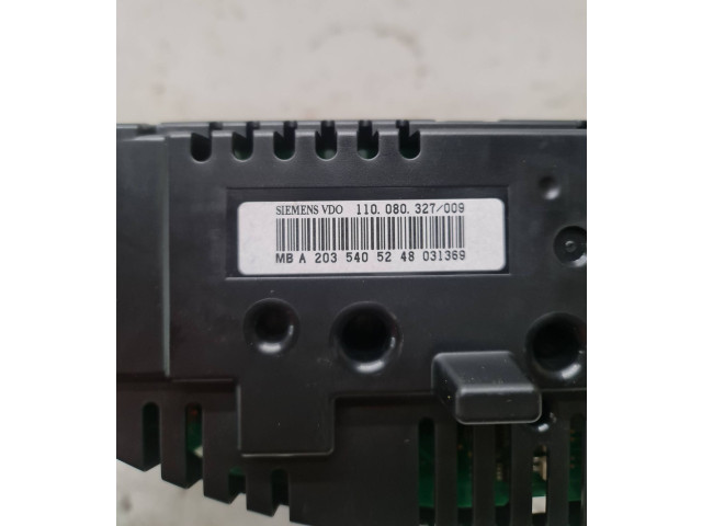 Přístrojová deska  Mercedes-Benz C W203 2006 A2035405248, 110080327009  