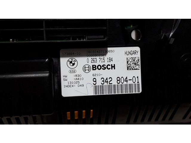 Přístrojová deska  BMW 5 F10 F11 2014 9342804  