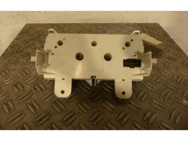   Pojistková skříňka CD9961190A   Mazda 5 2005