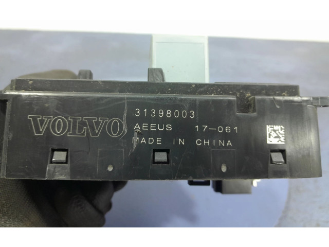   Pojistková skříňka 31398003, 31398003   Volvo S90, V90 2017