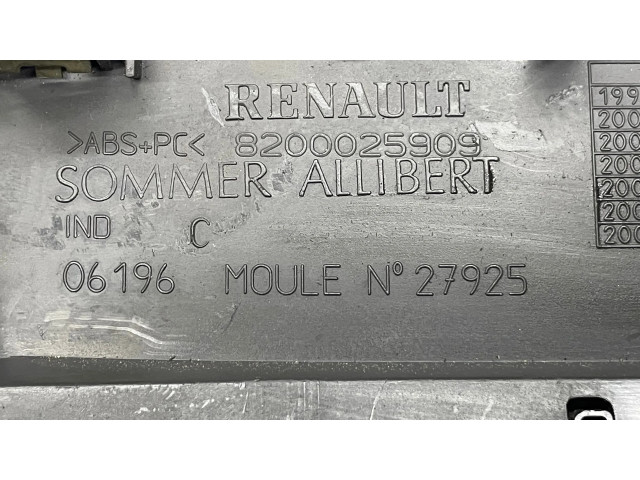 Дисплей    P8200002604A, NS3903767F   Renault Laguna II
