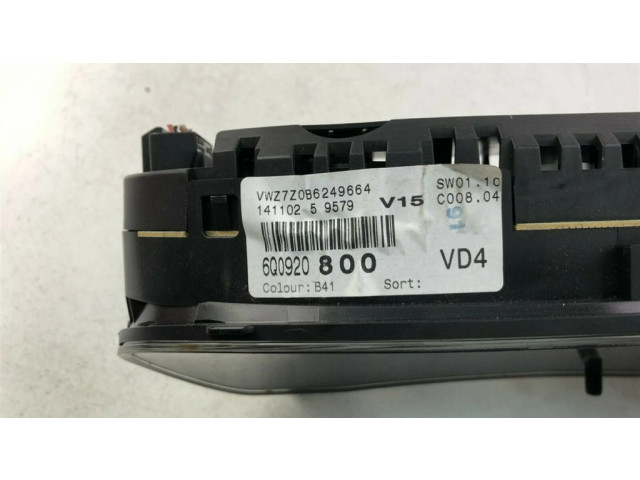 Přístrojová deska  Volkswagen Polo IV 9N3 2012 6Q0920800, K3286  