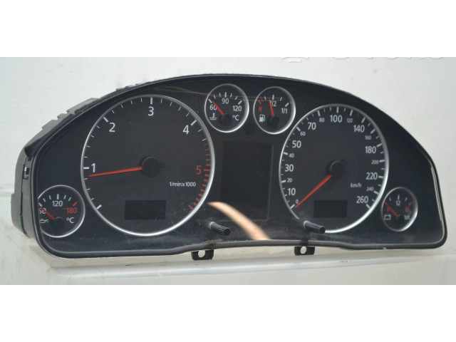 Панель приборов 4B0920933M, 25100211377   Audi A6 S6 C5 4B       