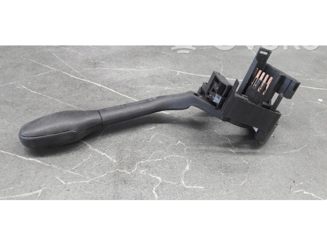 Ручка стеклоочистителей 6k5953503ab   Volkswagen Polo I 86