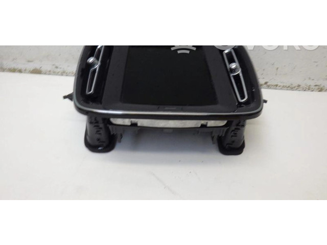 Дисплей    32247465   Volvo XC40
