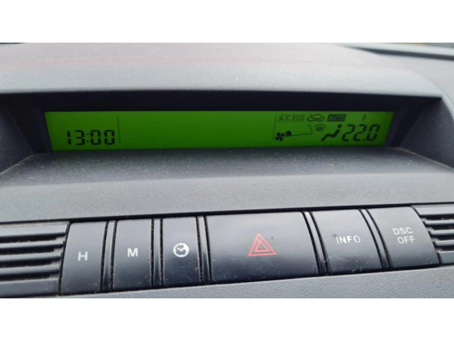 Дисплей       Mazda 5
