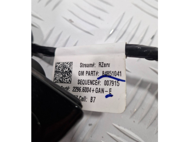 Zpětné zrcátko  Chevrolet Corvette C8 2021  84851041, 007915  