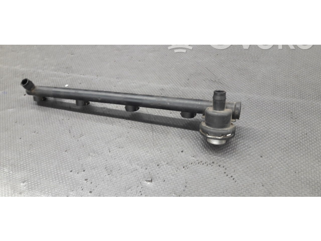 Vstřikovací lišta 7700106024   Renault Megane I     