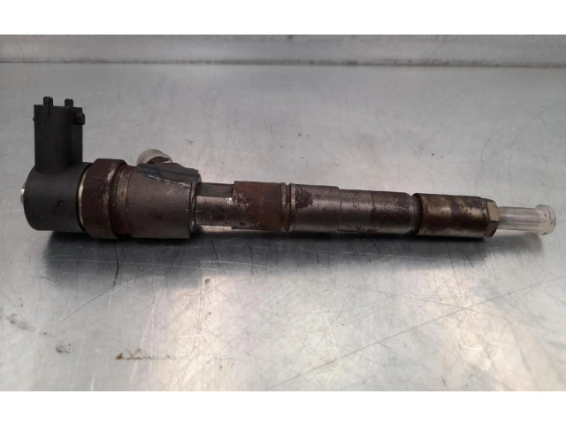 Vstřikovač 0445110327   Opel Zafira C     