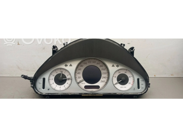 Панель приборов A2115405711, 110080250015   Mercedes-Benz E W211       