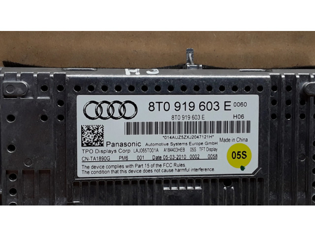 Дисплей    8T0919603E   Audi A5 8T 8F