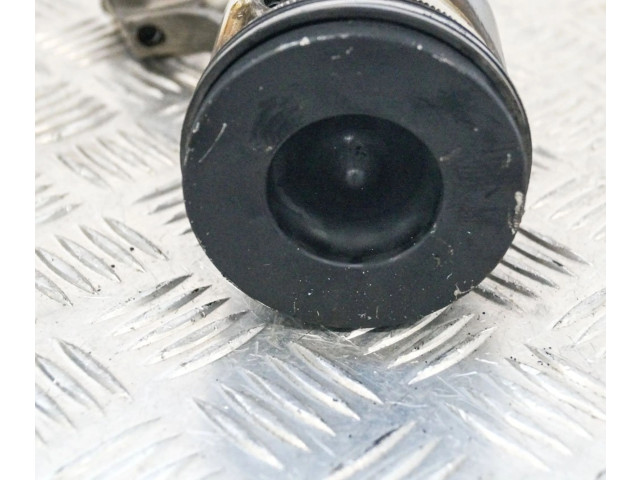 Píst 5C8M1231K   Mazda 6    RF7J 