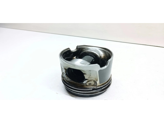 Píst 0840ZR   BMW 3 E90 E91  pro naftový motor 2.0 N47D20C 