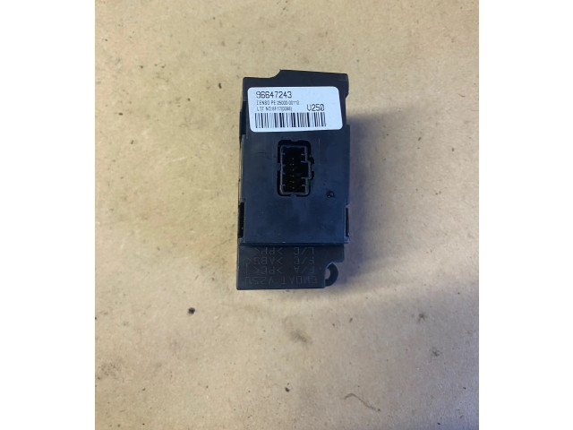 Дисплей    96647243, U250   Chevrolet Epica