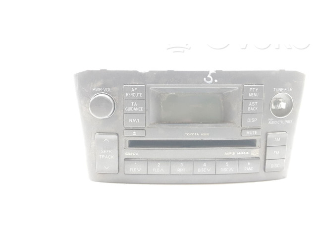 Радио/ проигрыватель CD/DVD / навигация 8610205110, CQTS6670G    Toyota Avensis T220 2000 - 2003 года