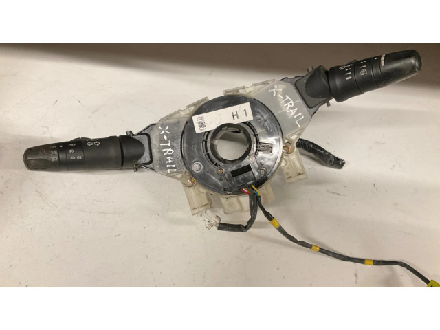 Подрулевой шлейф SRS 255608H905   Nissan Primera