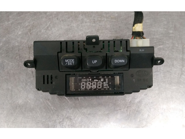 Дисплей    957103E710   KIA Sorento