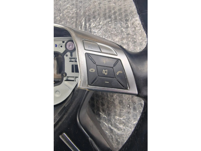Volant Mercedes-Benz C W204 2012   