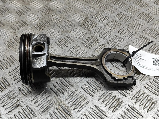  Поршень  FR3Z6108A, CR3Z6200B  Ford Mustang VI для бензинового двигателя 5.0
