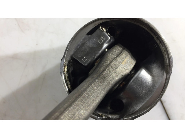Píst 75L101   Ford Connect  pro naftový motor 1.6  