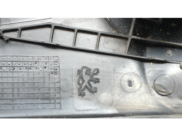 Zpětné zrcátko  levé Peugeot 204 2004  P6485000, E2027003  