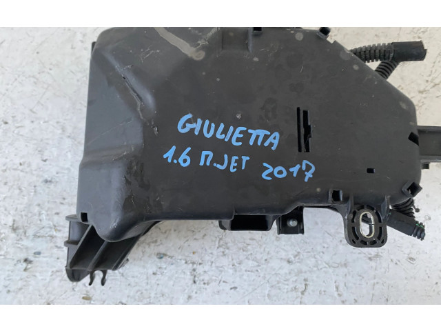   Pojistková skříňka 940C1000   Alfa Romeo Giulietta 2016
