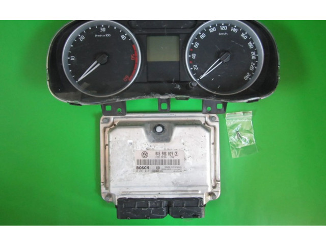 Řídící jednotka 045906019CE, 0281013179   Skoda Fabia Mk2 (5J) 2007
