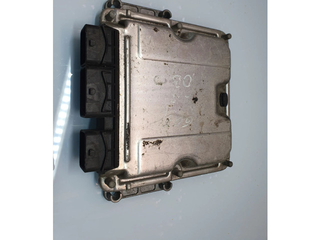 Řídící jednotka 9645534380, 0281010880   Peugeot 607 2003