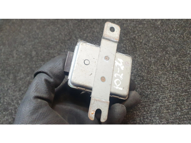 Блок управления MR309672, X1T13371M   Mitsubishi Carisma