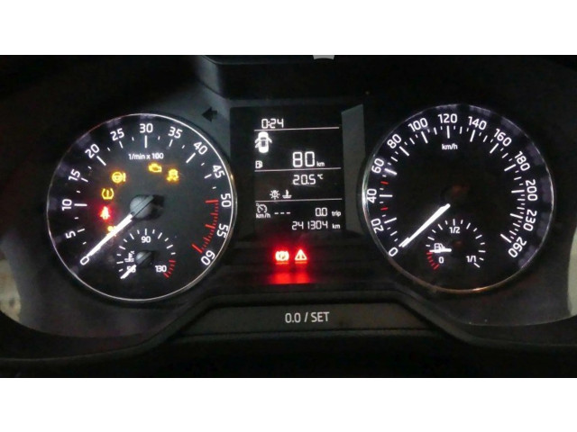 Přístrojová deska  Skoda Octavia Mk3 (5E) 2015 5E0920731, IMPRK1234703  